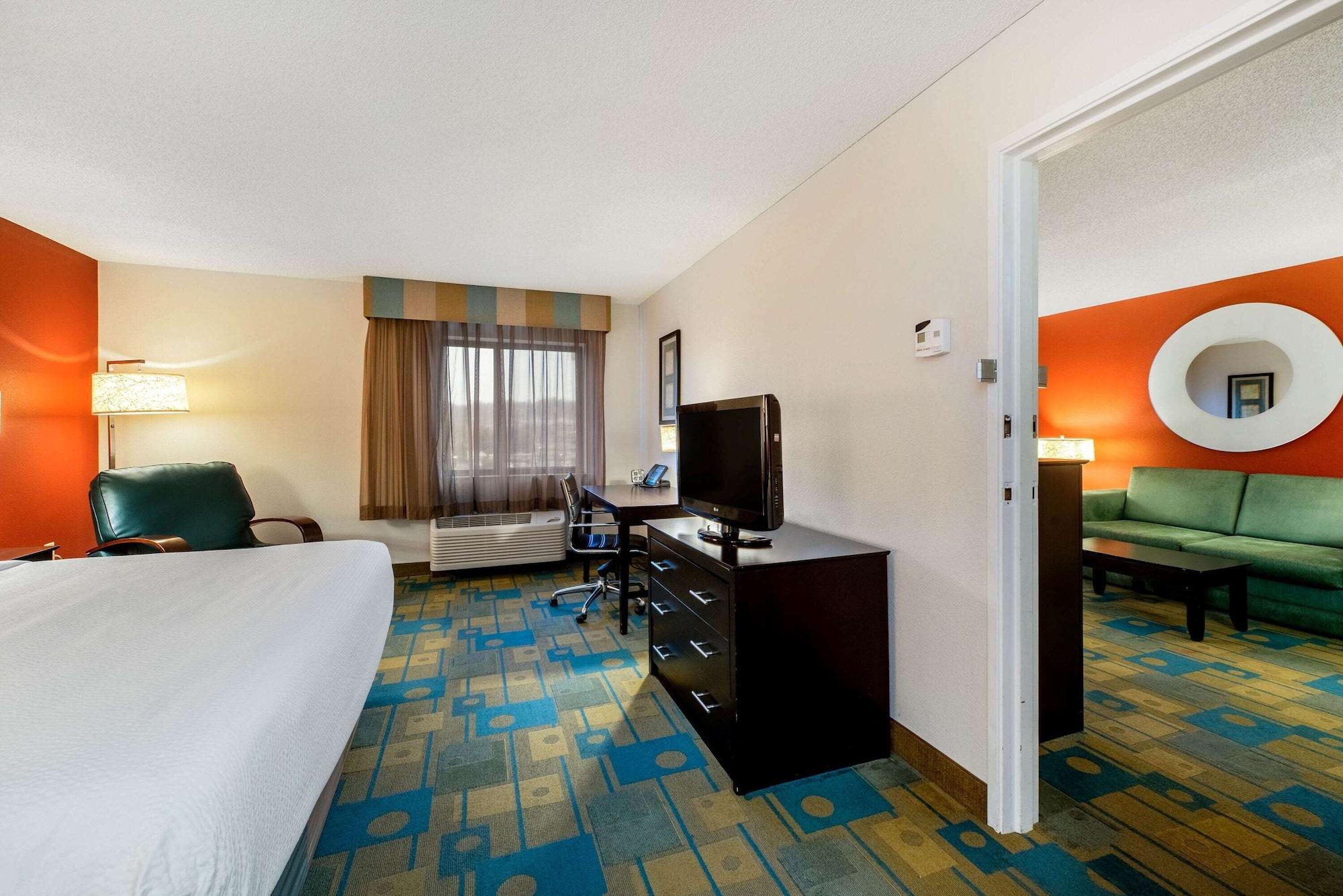 La Quinta By Wyndham Mansfield Oh Ξενοδοχείο Εξωτερικό φωτογραφία
